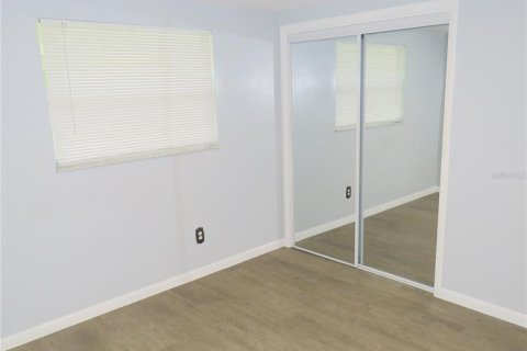 Appartement à louer à Brandon, Floride: 2 chambres, 60.39 m2 № 2386227 - photo 6