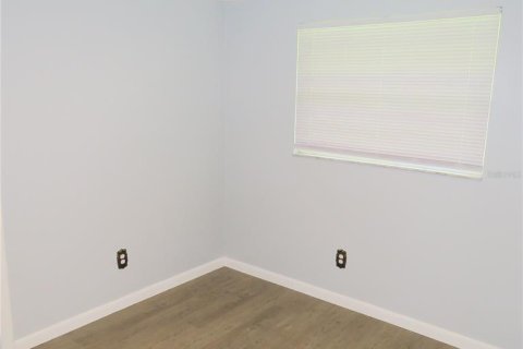Appartement à louer à Brandon, Floride: 2 chambres, 60.39 m2 № 2386227 - photo 8