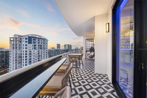 Condo in Tampa, Florida, 3 bedrooms  № 1536034 - photo 15