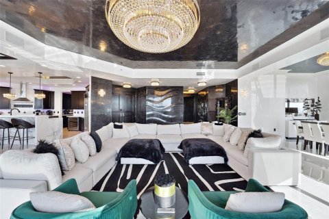 Condo in Tampa, Florida, 3 bedrooms  № 1536034 - photo 30