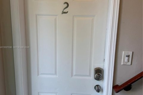 Condo in Miami Beach, Florida, 2 bedrooms  № 1996235 - photo 4