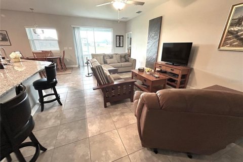 Casa en venta en Auburndale, Florida, 5 dormitorios, 233.93 m2 № 1828003 - foto 8