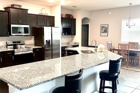 Casa en venta en Auburndale, Florida, 5 dormitorios, 233.93 m2 № 1828003 - foto 4