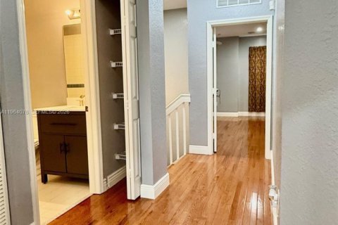 Touwnhouse à vendre à Miramar, Floride: 3 chambres, 157.93 m2 № 2081080 - photo 28