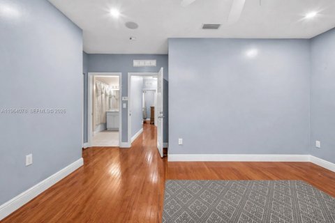 Touwnhouse à vendre à Miramar, Floride: 3 chambres, 157.93 m2 № 2081080 - photo 16