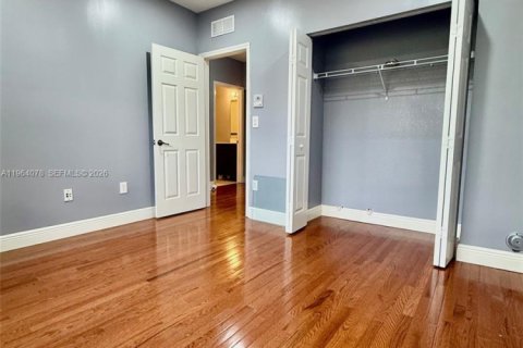 Touwnhouse à vendre à Miramar, Floride: 3 chambres, 157.93 m2 № 2081080 - photo 21