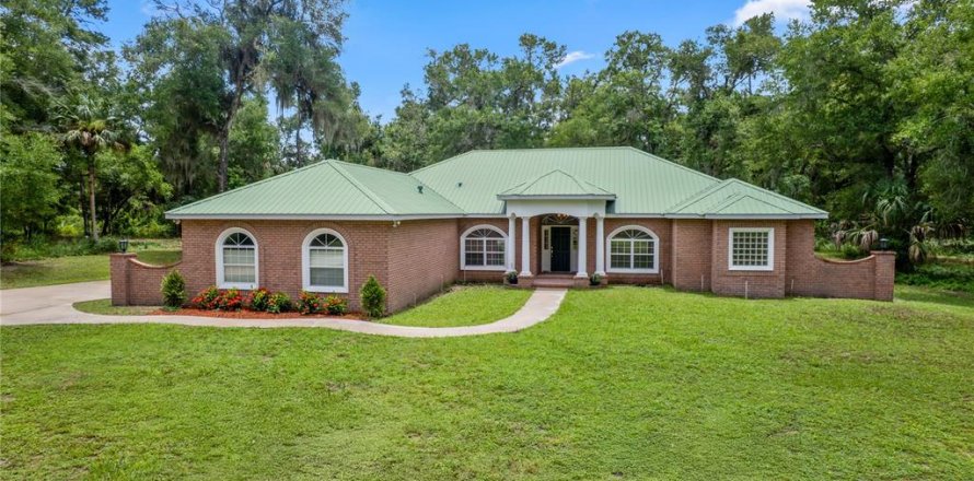 Villa ou maison à DeLand, Floride 4 chambres, 288.28 m2 № 1805304