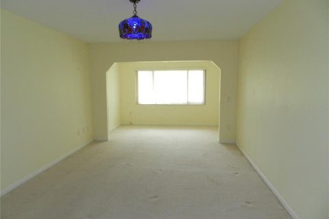 Купить кондоминиум в Беллеэйр Блафс, Флорида 4 комнаты, 96.15м2, № 2142191 - фото 18