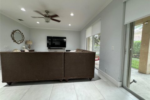 House in Weston, Florida 4 bedrooms, 208.1 sq.m. № 2043116 - photo 9