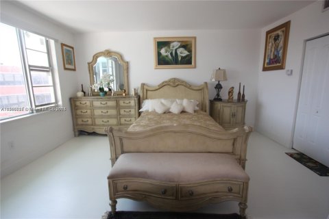 Condominio en venta en Miami Beach, Florida, 2 dormitorios, 144.93 m2 № 1934006 - foto 7