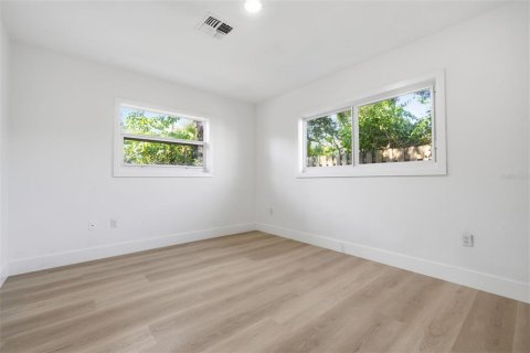 Casa en alquiler en Sarasota, Florida, 5 dormitorios, 173.08 m2 № 2104341 - foto 15