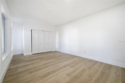 Casa en alquiler en Sarasota, Florida, 5 dormitorios, 173.08 m2 № 2104341 - foto 6