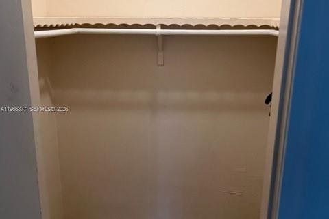 Casa en alquiler en Hallandale Beach, Florida, 3 dormitorios, 212.47 m2 № 2028382 - foto 9