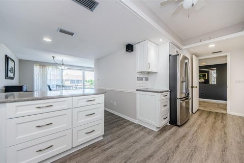 Condominio en venta en Clearwater, Florida, 3 dormitorios, 169.08 m2 № 1620682 - foto 11