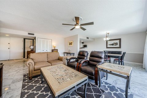Condominio en venta en Clearwater, Florida, 3 dormitorios, 169.08 m2 № 1620682 - foto 23