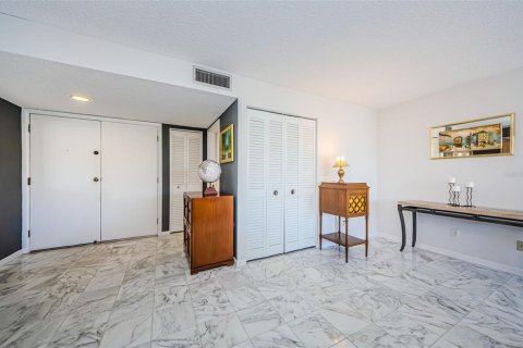 Condominio en venta en Clearwater, Florida, 3 dormitorios, 169.08 m2 № 1620682 - foto 14
