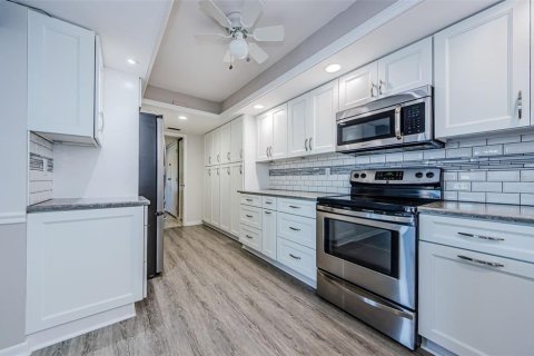 Condominio en venta en Clearwater, Florida, 3 dormitorios, 169.08 m2 № 1620682 - foto 9