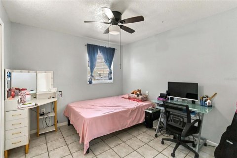 Villa ou maison à vendre à Apopka, Floride: 3 chambres, 163.88 m2 № 2408866 - photo 14