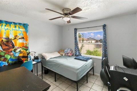 Villa ou maison à vendre à Apopka, Floride: 3 chambres, 163.88 m2 № 2408866 - photo 13