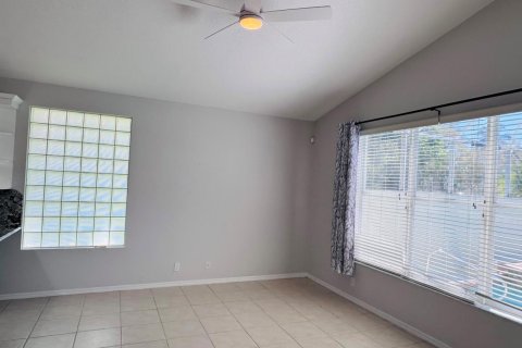 Casa en alquiler en Boynton Beach, Florida, 4 dormitorios, 213.02 m2 № 2146956 - foto 12