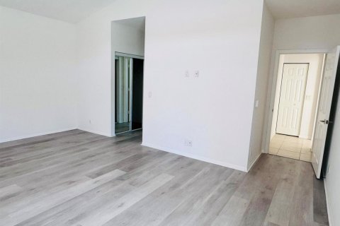 Casa en alquiler en Boynton Beach, Florida, 4 dormitorios, 213.02 m2 № 2146956 - foto 13