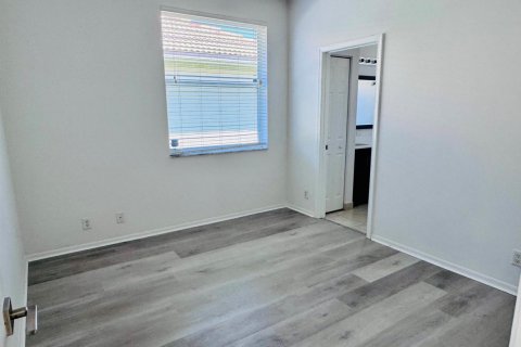 Casa en alquiler en Boynton Beach, Florida, 4 dormitorios, 213.02 m2 № 2146956 - foto 18