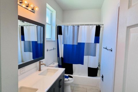 Casa en alquiler en Boynton Beach, Florida, 4 dormitorios, 213.02 m2 № 2146956 - foto 19