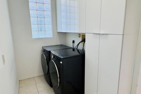 Casa en alquiler en Boynton Beach, Florida, 4 dormitorios, 213.02 m2 № 2146956 - foto 26