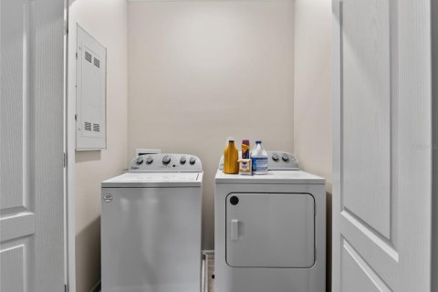 Touwnhouse à louer à Davenport, Floride: 3 chambres, 135.92 m2 № 2134005 - photo 23