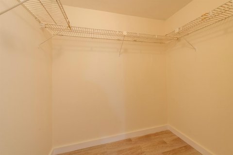 Condo in Lauderhill, Florida, 2 bedrooms № 2181064 - photo 12