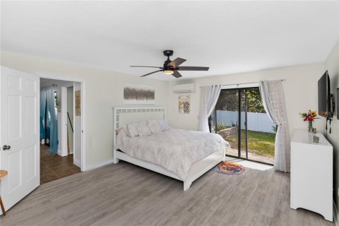 House in Apopka, Florida 3 bedrooms, 183.95 sq.m. № 2226060 - photo 19