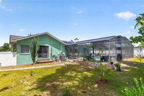 House in Apopka, Florida 3 bedrooms, 183.95 sq.m. № 2226060 - photo 27