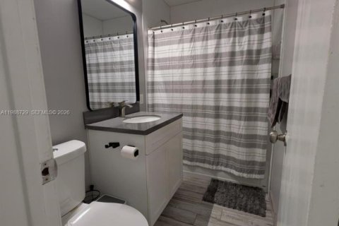 Casa en alquiler en Oakland Park, Florida, 2 dormitorios, 79.52 m2 № 2051025 - foto 9