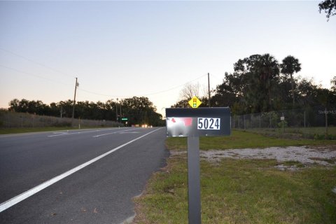 Propiedad comercial en venta en Apopka, Florida № 1903336 - foto 3