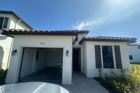 Villa ou maison à vendre à Ave Maria, Floride: 2 chambres, 125.88 m2 № 1578617 - photo 3