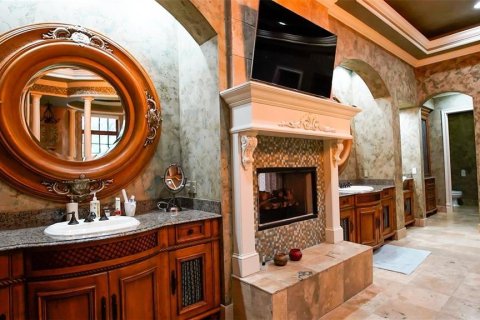 Casa en venta en Orlando, Florida, 4 dormitorios, 929.95 m2 № 1899737 - foto 20