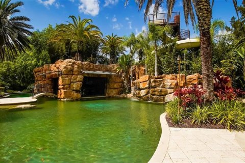 Casa en venta en Orlando, Florida, 4 dormitorios, 929.95 m2 № 1899737 - foto 24