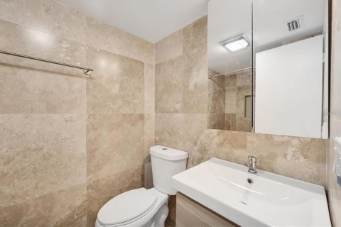Купить кондоминиум в Брейдентон, Флорида 7 комнат, 103.68м2, № 1820717 - фото 23