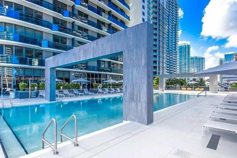 Condominio en alquiler en Miami, Florida, 3 dormitorios, 119.84 m2 № 2010327 - foto 26