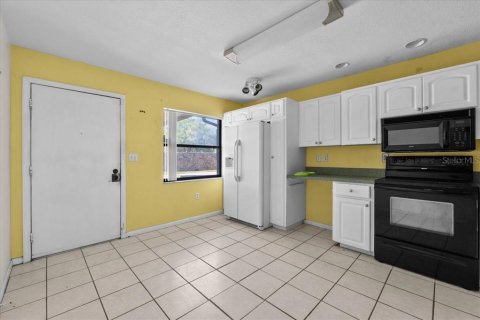 House in Winter Haven, Florida 2 bedrooms, 104.79 sq.m. № 1684645 - photo 4