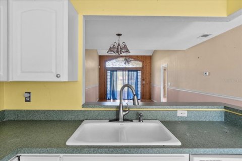 House in Winter Haven, Florida 2 bedrooms, 104.79 sq.m. № 1684645 - photo 5