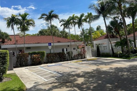 Condo in Plantation, Florida, 3 bedrooms  № 1847764 - photo 3