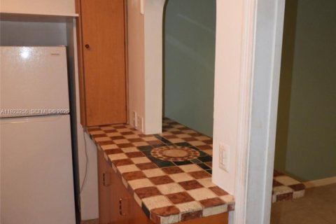 Casa en venta en Fort Lauderdale, Florida, 2 dormitorios, 99.13 m2 № 1976623 - foto 7
