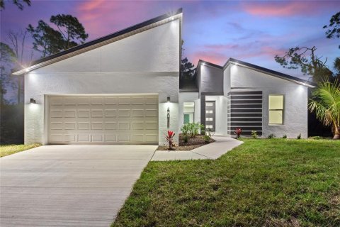 Casa en alquiler en North Port, Florida, 4 dormitorios, 159.51 m2 № 1884830 - foto 2