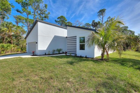 Casa en alquiler en North Port, Florida, 4 dormitorios, 159.51 m2 № 1884830 - foto 3