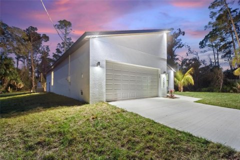 Casa en alquiler en North Port, Florida, 4 dormitorios, 159.51 m2 № 1884830 - foto 6