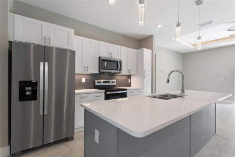 Casa en alquiler en North Port, Florida, 4 dormitorios, 159.51 m2 № 1884830 - foto 16