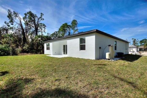 Casa en alquiler en North Port, Florida, 4 dormitorios, 159.51 m2 № 1884830 - foto 29