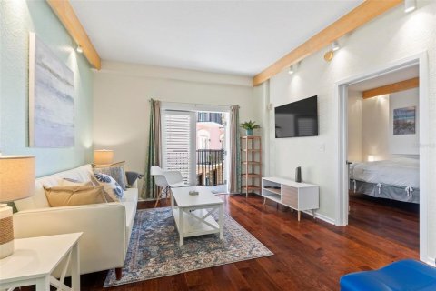 Condominio en venta en Palm Coast, Florida, 1 dormitorio, 62.24 m2 № 2097664 - foto 2