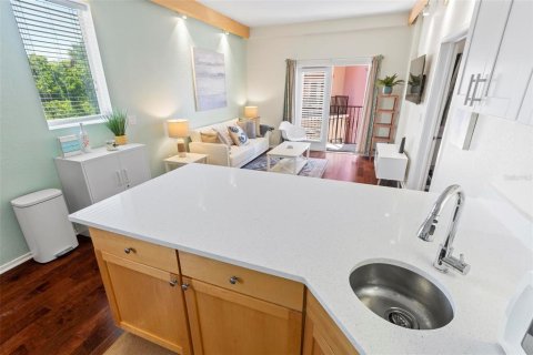 Condominio en venta en Palm Coast, Florida, 1 dormitorio, 62.24 m2 № 2097664 - foto 17